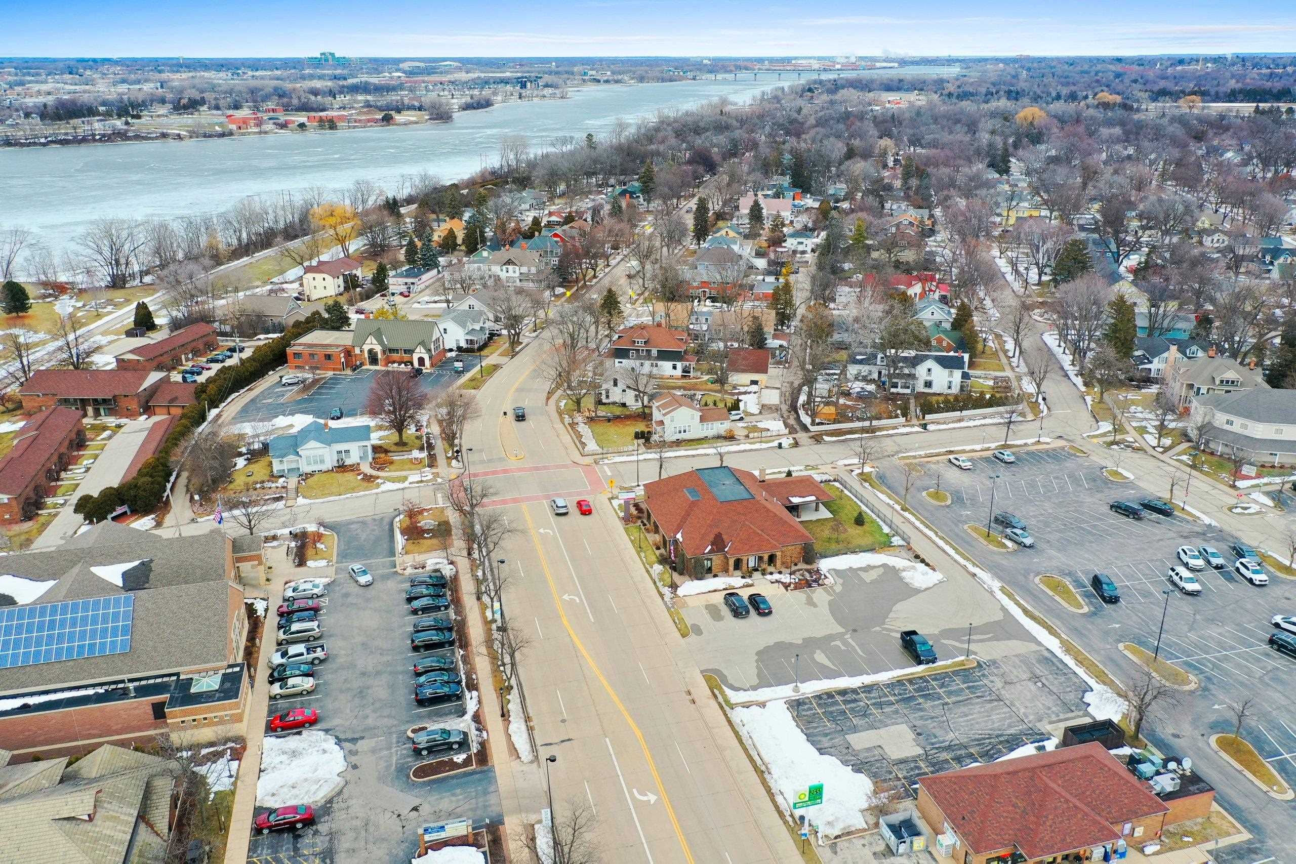 Commercial Space For Sale In Downtown De Pere